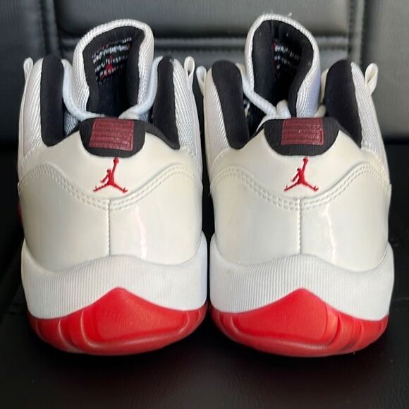 Air Jordan 11 Retro Low Men\'s Shoes Color White/Varsity Red Size 10 Authenticate